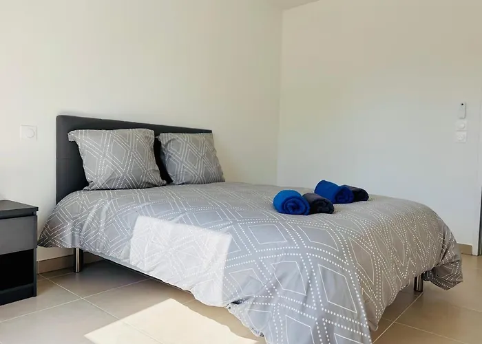 Confortable 211 Direct Access To Sea 3min, 2 Parking Free Appartement Vias