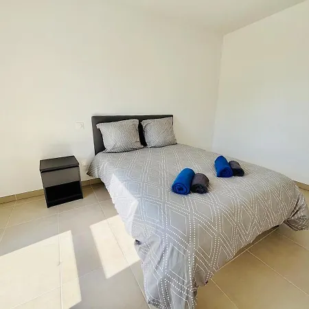 Apartment Confortable Appartement 211 Direct Access To Sea 3Min, 2 Parking Free Vias