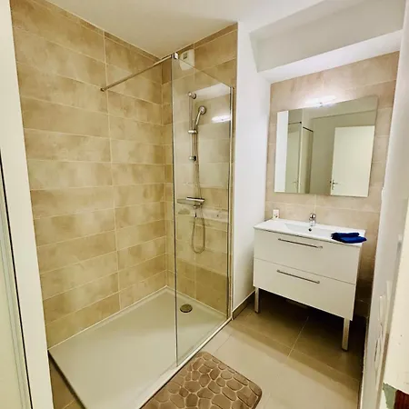 Apartment Confortable Appartement 211 Direct Access To Sea 3Min, 2 Parking Free