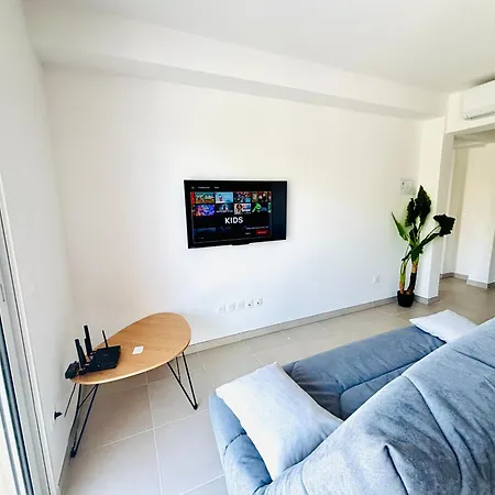 Confortable 211 Direct Access To Sea 3min, 2 Parking Free Vias